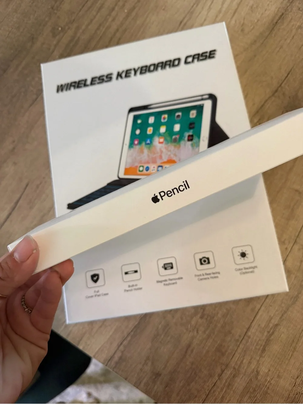 Apple Pencil and wireless keyboard